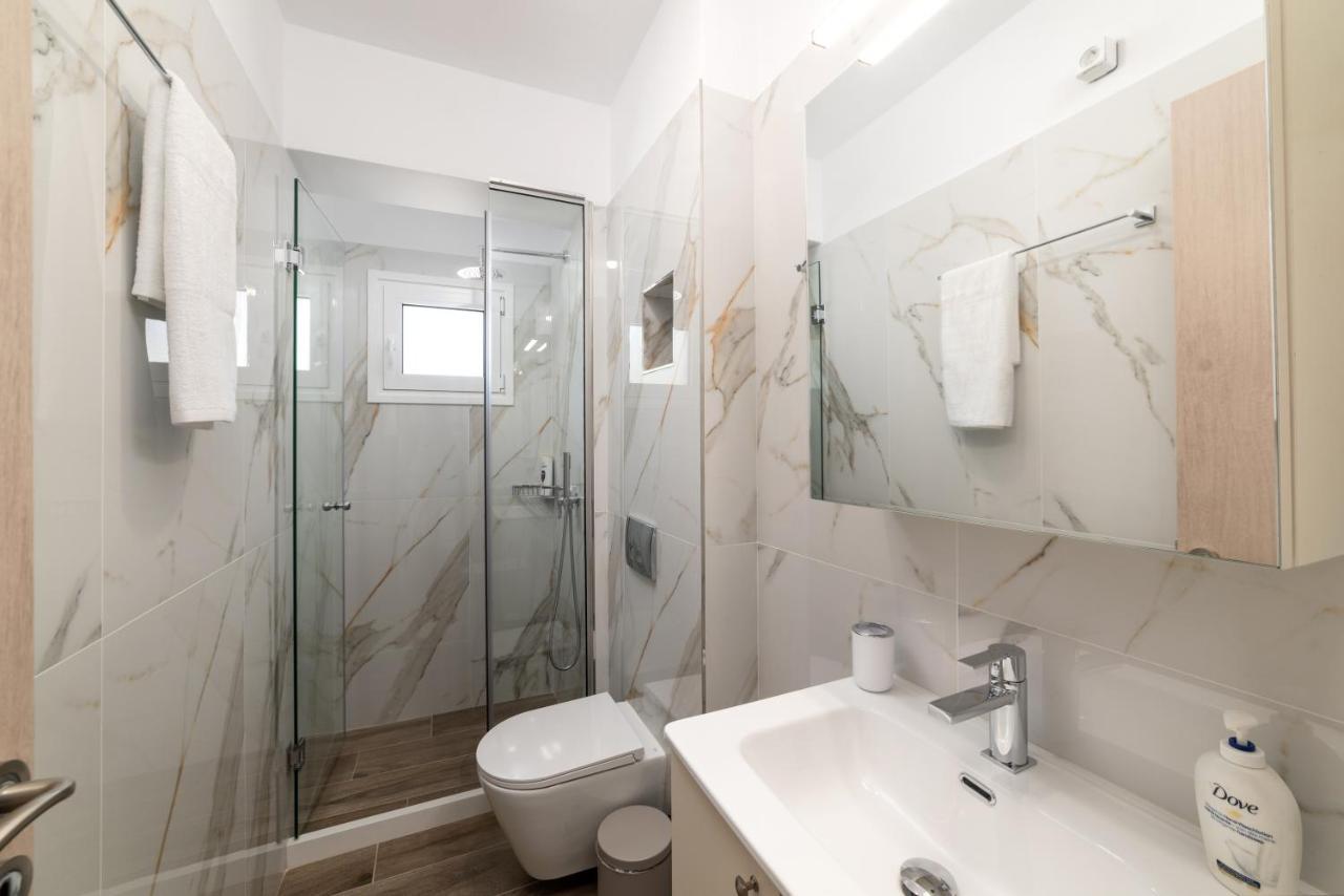 E.Berdufi Apartament Sea View 伊罗达 外观 照片