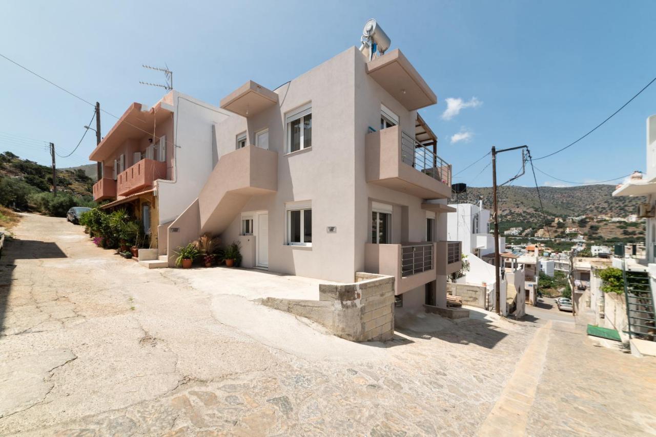 E.Berdufi Apartament Sea View 伊罗达 外观 照片