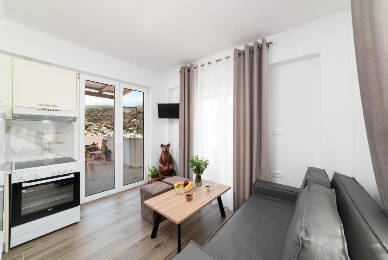 E.Berdufi Apartament Sea View 伊罗达 外观 照片